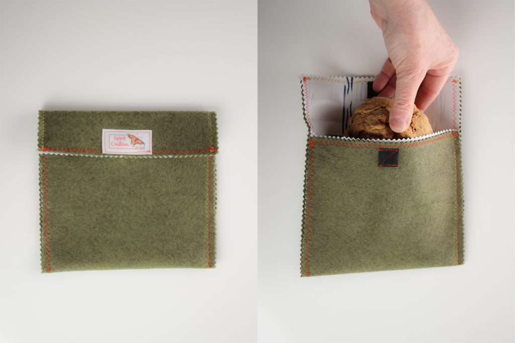Small felt and oilcloth bag (approx. 7"x 7") for bread or wafers
